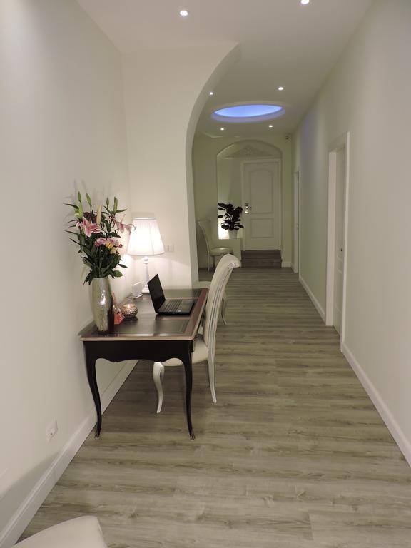 Anfiteatro Suite Roma Exterior foto
